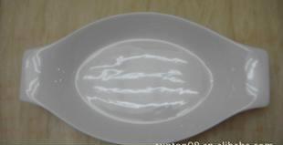 香蕉船造型陶瓷餐具 廣州順陶的創(chuàng)新與工藝探索